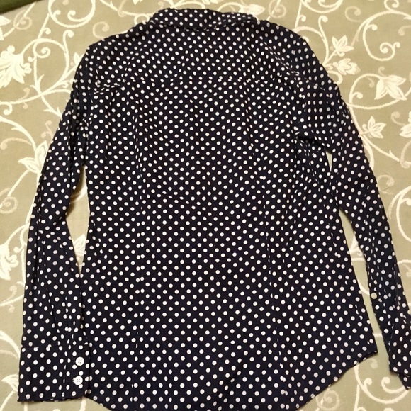Jcrew “The Perfect Shirt” - Picture 2 of 3